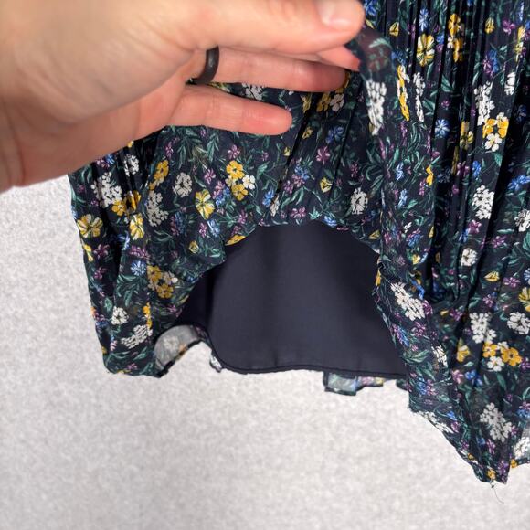 Halogen Top XS Navy Floral Flowy Crinkle Blouse Feminine Cottage Boho‎ Resort - Picture 6 of 11